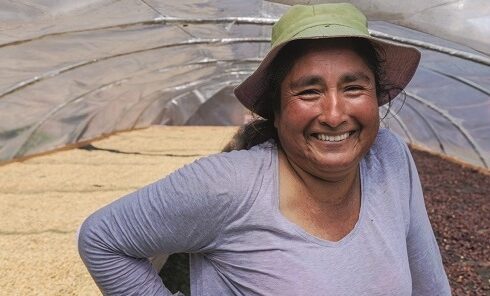 Senilda ist einer der Kaffeefrauen Senilda aus Peru